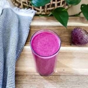 blackberry beet smoothie for weight loss in a glass cup.